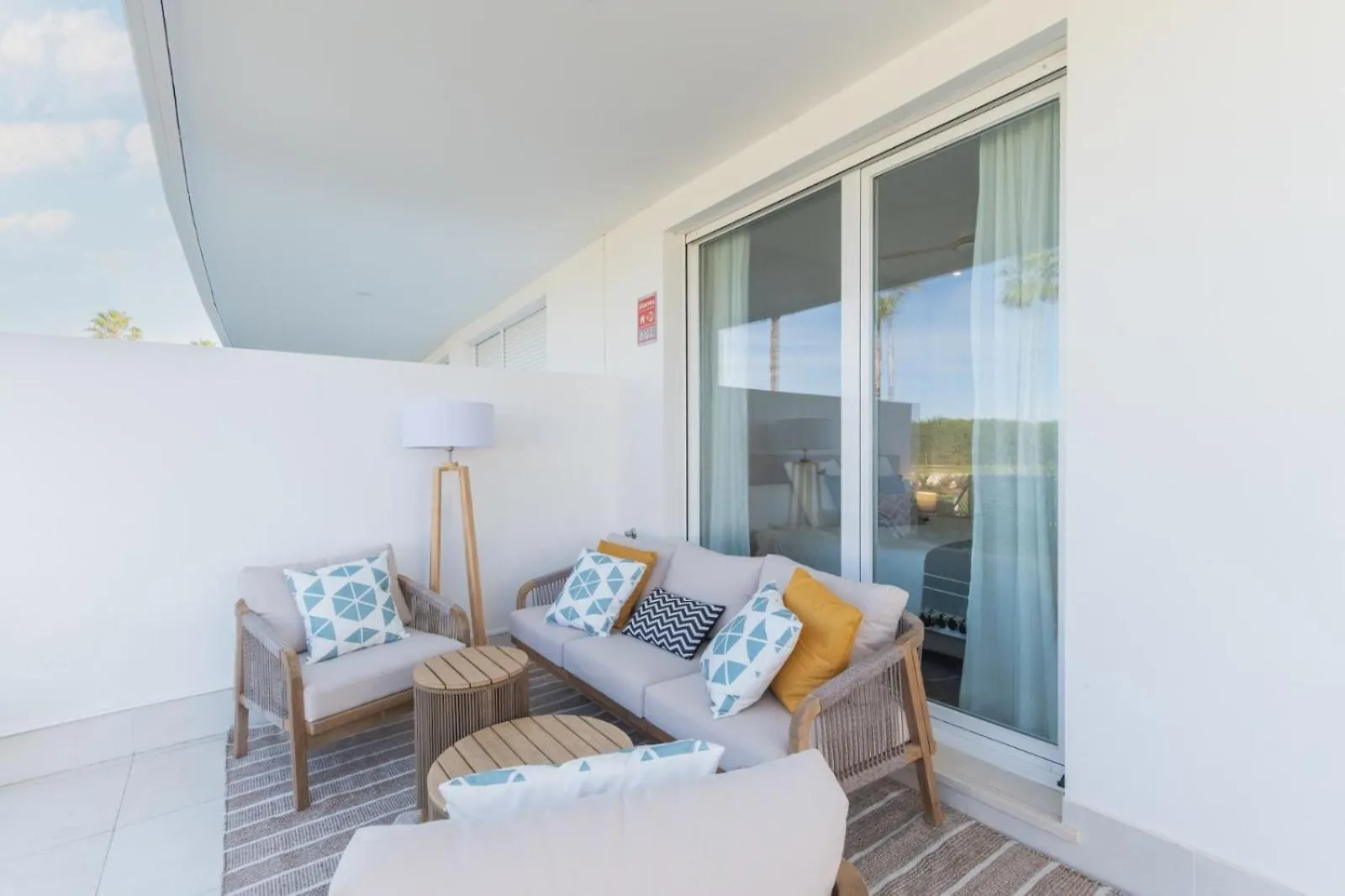 Oasis Playa Costa Ballena 0*,