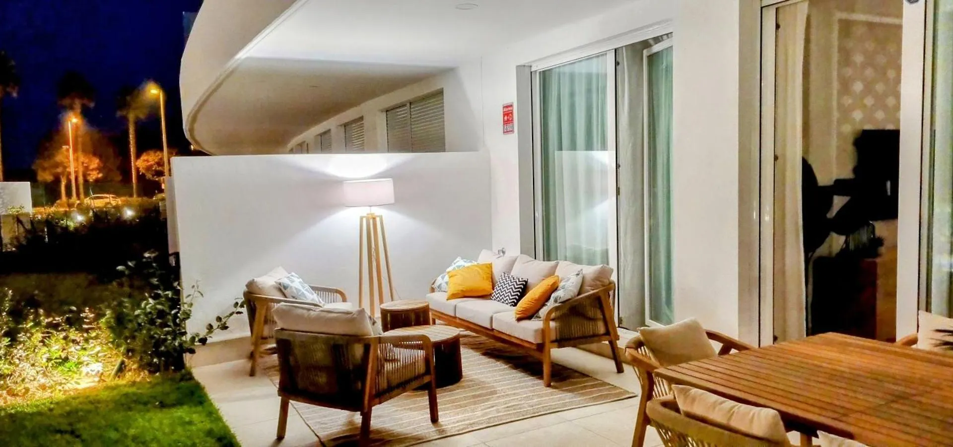 Oasis Playa Costa Ballena Apartment